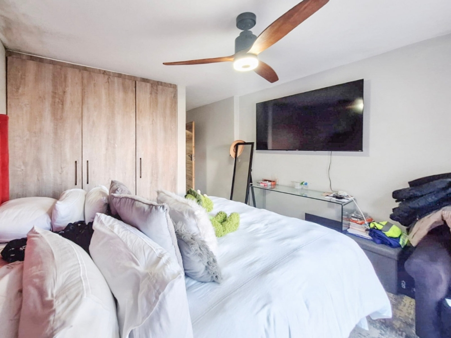 2 Bedroom Property for Sale in Kosmos North West